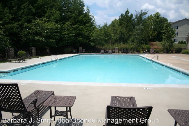 Building Photo - 3204 Town Creek Cir