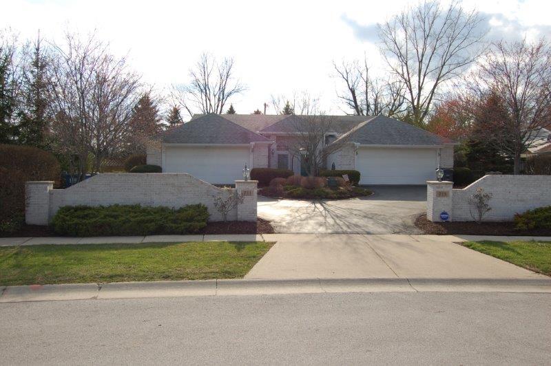 Primary Photo - 715 Shadow Ln