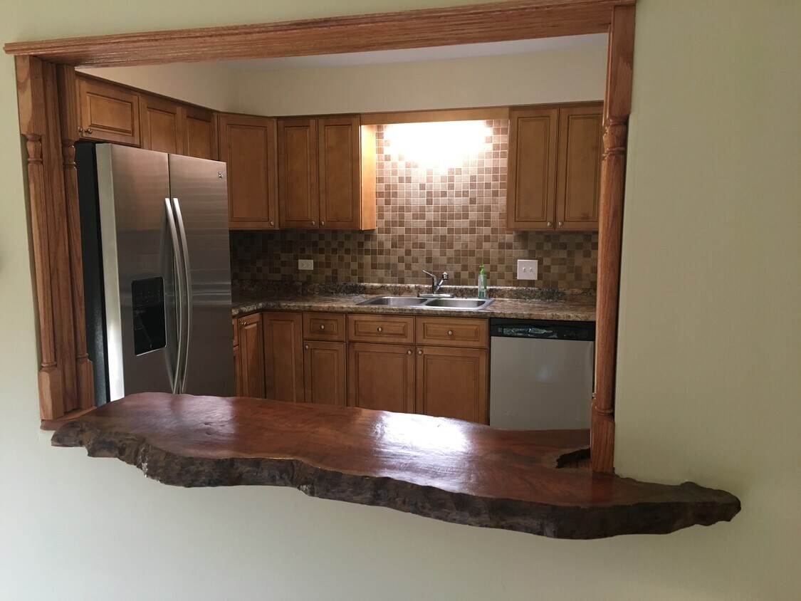 Fairway Grove Apartments in Downers Grove, IL