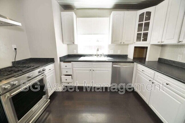 Foto del edificio - 2359 Prune St