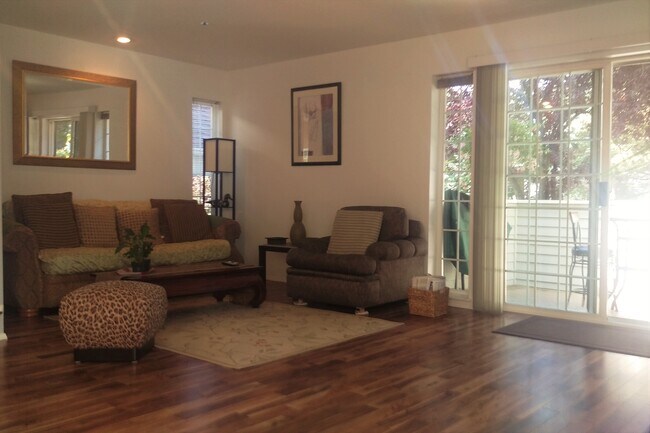 Foto del edificio - 9915 NE 124th St