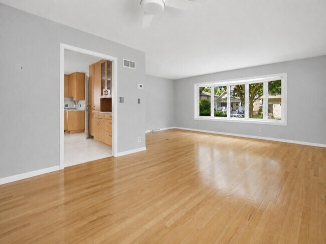 Foto del edificio - 4536 N Larkin St
