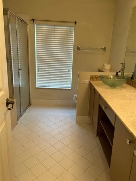 Foto del edificio - 3501 Sahara Springs Blvd