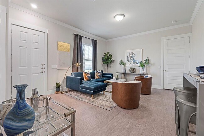 Foto del edificio - 4111 Bungalow Ln