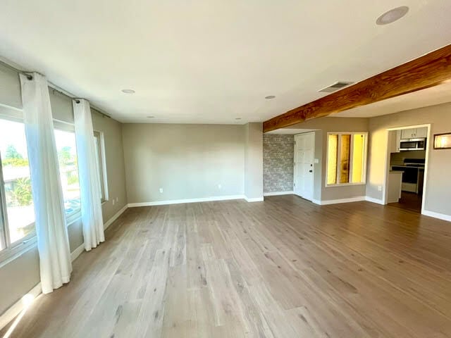 Building Photo - 6824 Hyde Park Dr