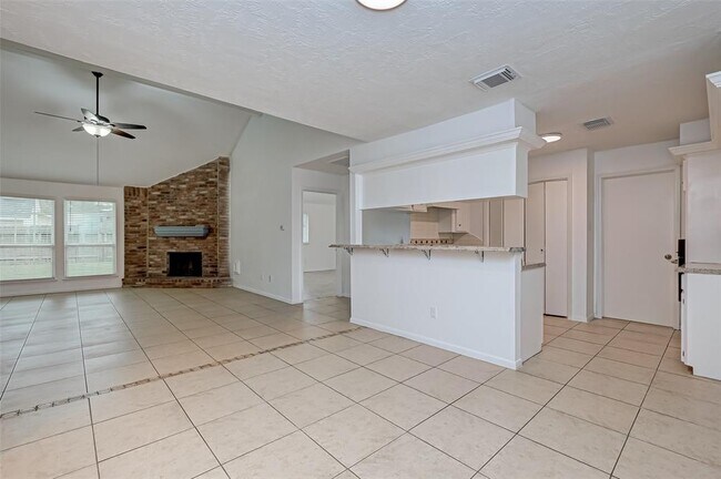 Foto del edificio - 22723 Garden Canyon Dr