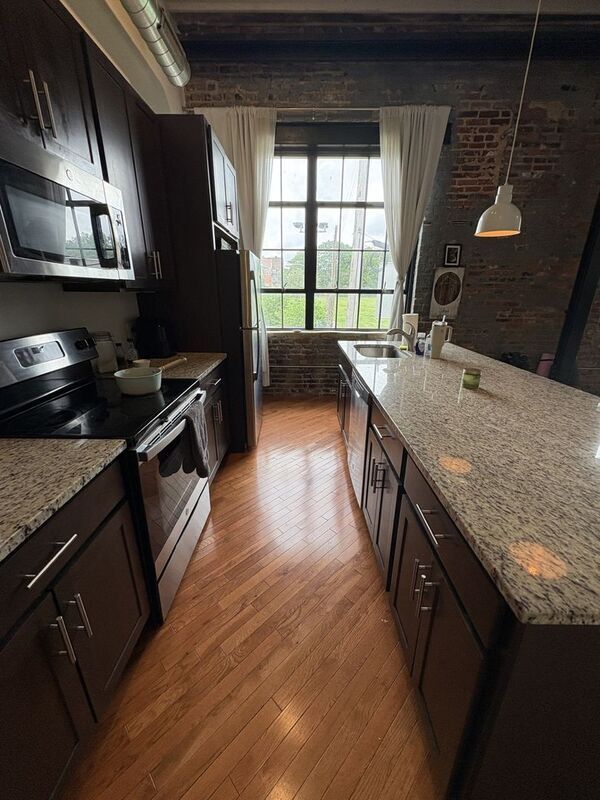 Foto del edificio - 1509 E Baltimore St