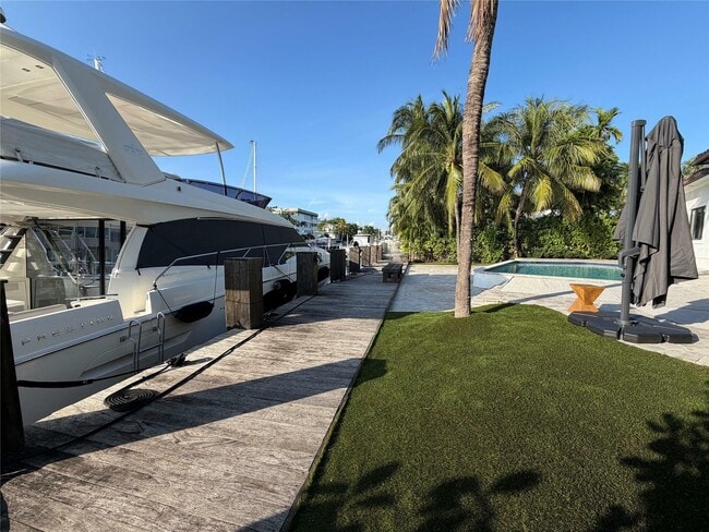 Building Photo - 49 Fiesta Way