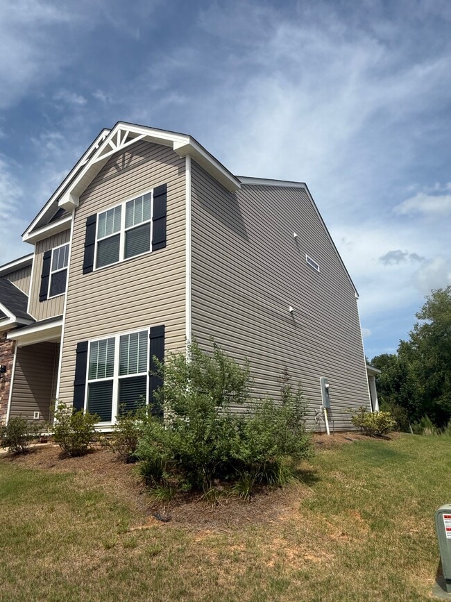 Building Photo - 1263 Gregory Landing Dr
