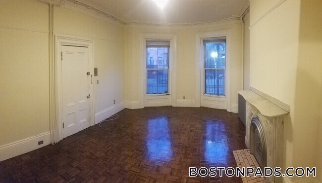 Foto del edificio - 679 Massachusetts Ave
