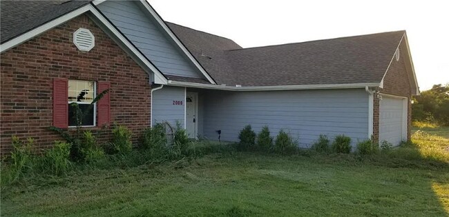 Building Photo - 2000 Co Rd 422
