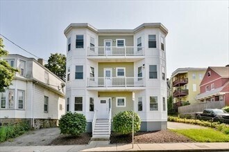 Building Photo - 30 Hazelwood St