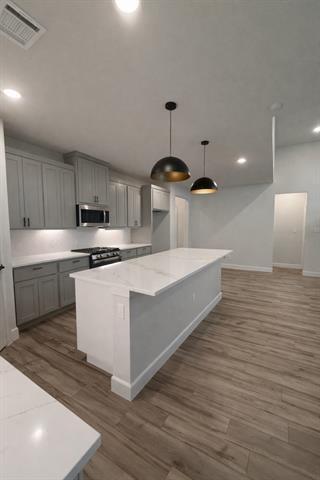 Foto del edificio - 2912 Beau Daniel Dr