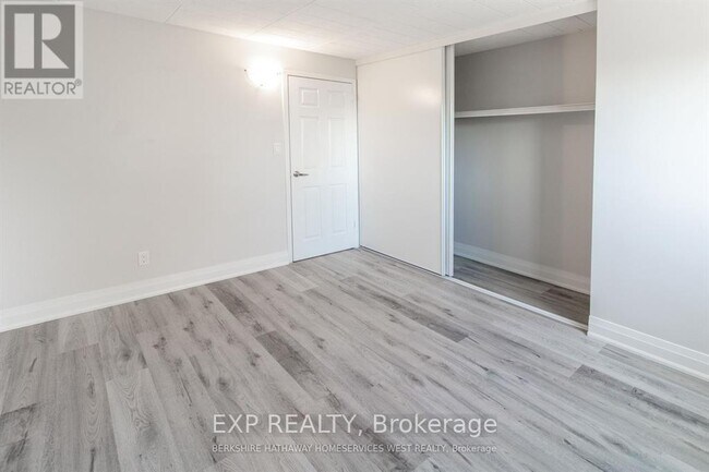 Photo du bâtiment - 6287 O'Neil St