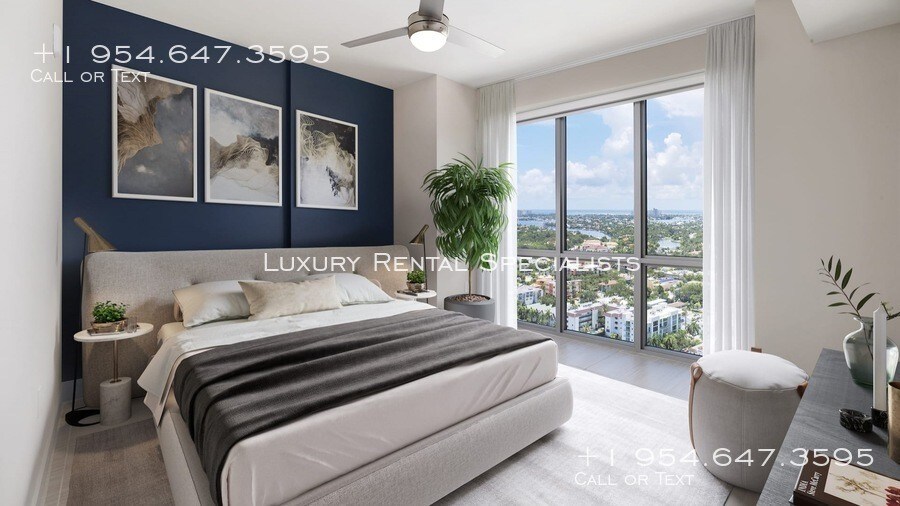 Building Photo - 725 E Broward Blvd