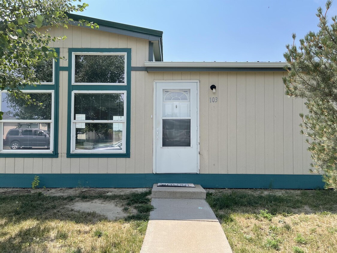 103 Jennifer Cir, Brush, CO 80723 House Rental in Brush, CO