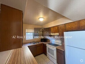 Building Photo - 3128 E Cicero St