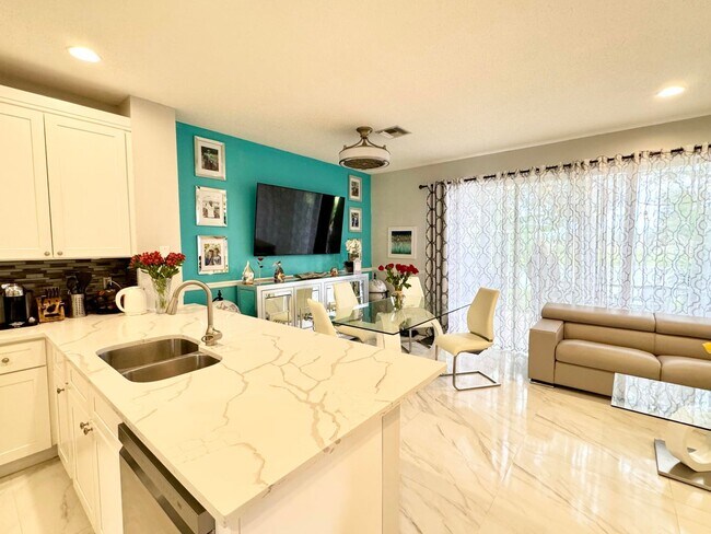 Building Photo - 7862 Sienna Springs Dr