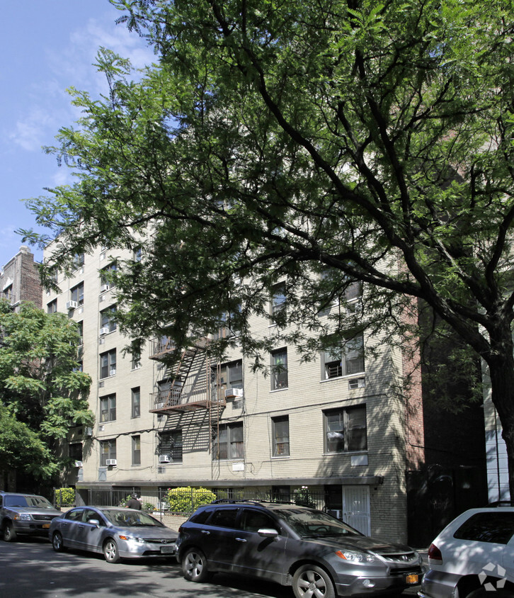 Foto principal - 111 Woodruff Ave