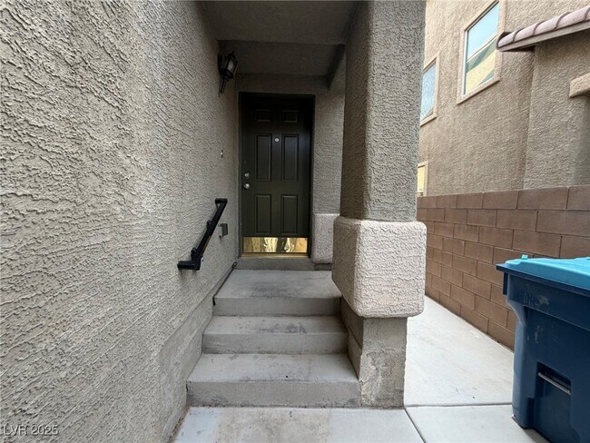 Building Photo - 9243 Sterling Hill Ave