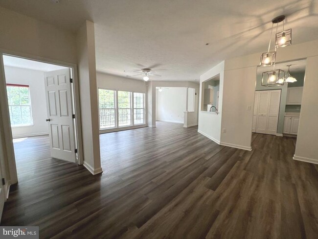 Foto del edificio - 2493 Amber Orchard Ct