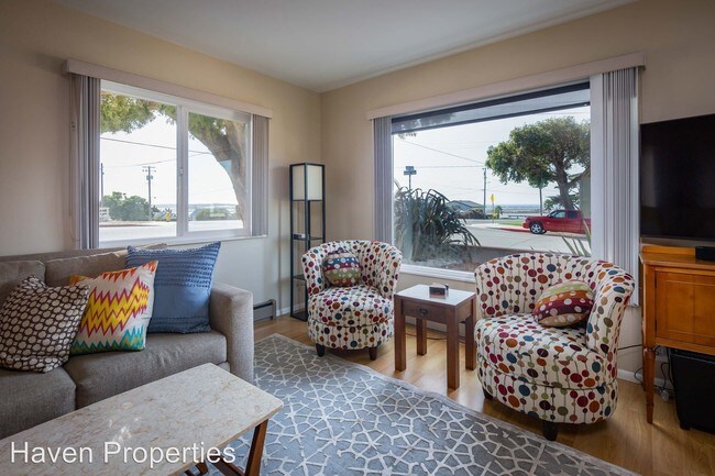 Foto del edificio - 221 Dunes St