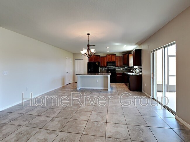 Foto del edificio - 10007 Crested Fringe Dr