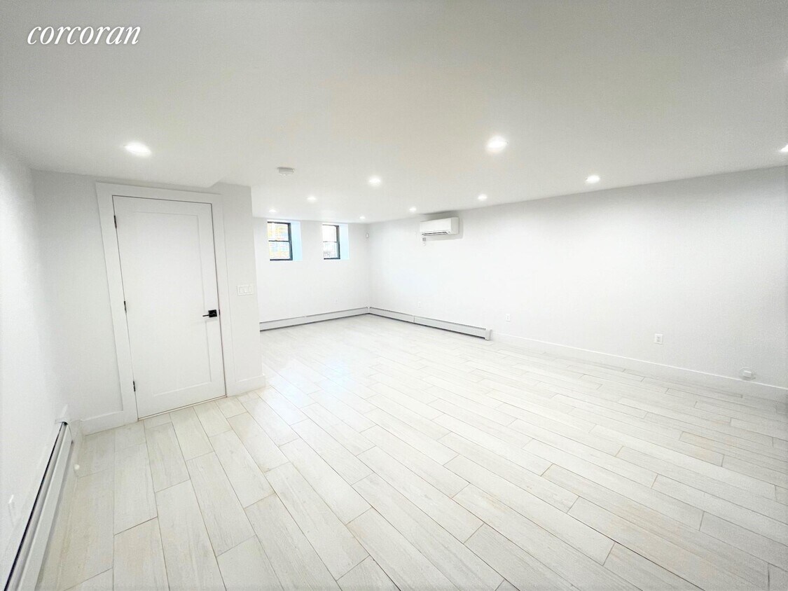 Foto principal - 318 Midwood St