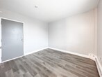 Foto principal - 572 Essex St