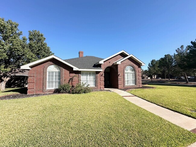 Building Photo - Gorgeous Home For Rent Available July 10th.