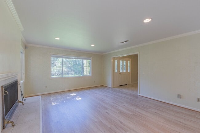 Foto del edificio - 17967 Berta Canyon Rd