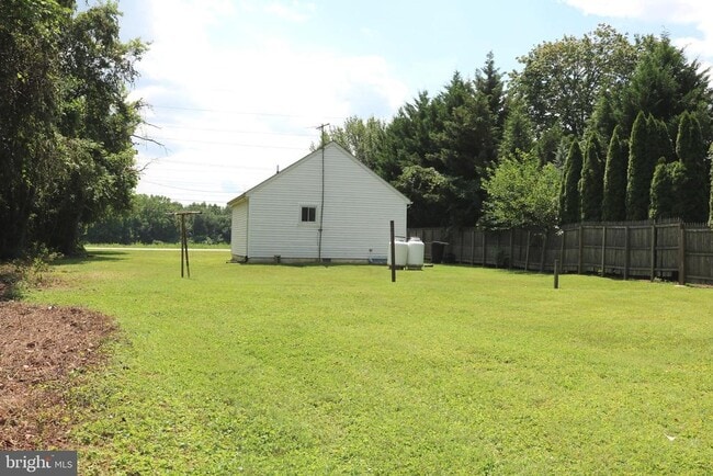 Building Photo - 392 Lafferty Ln