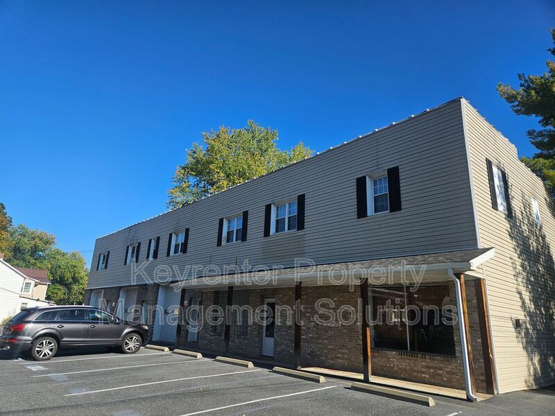 Primary Photo - 3891 Churchville Ave