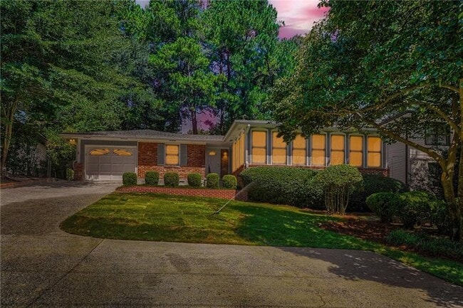 Building Photo - 1278 Fairhill Ln NE