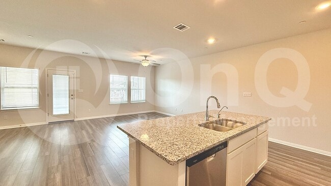 Building Photo - 1850 Settlers Glen Dr