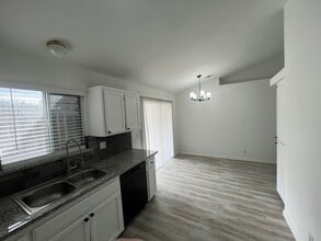 Building Photo - 5108 Vigna Way