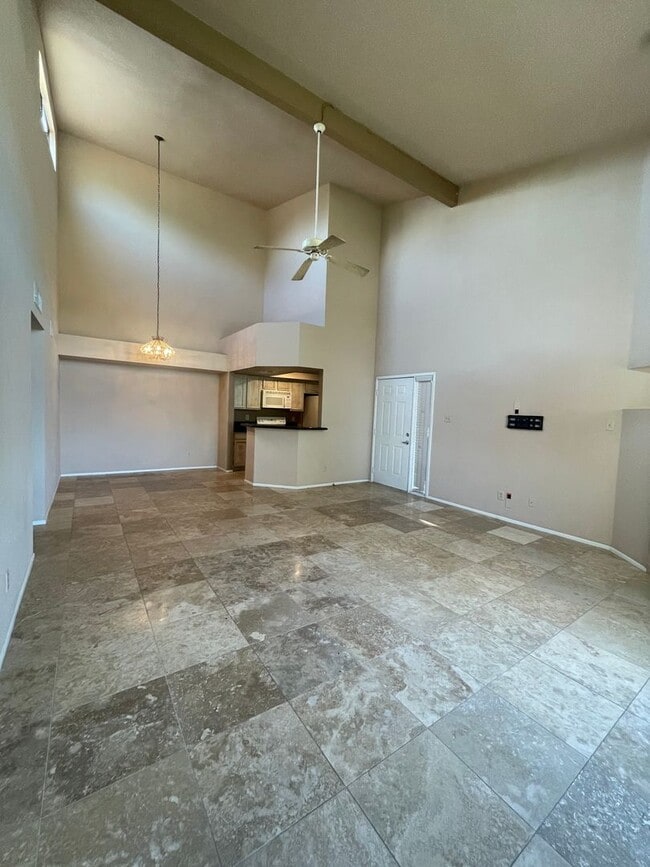 Building Photo - 7950 E Starlight Way