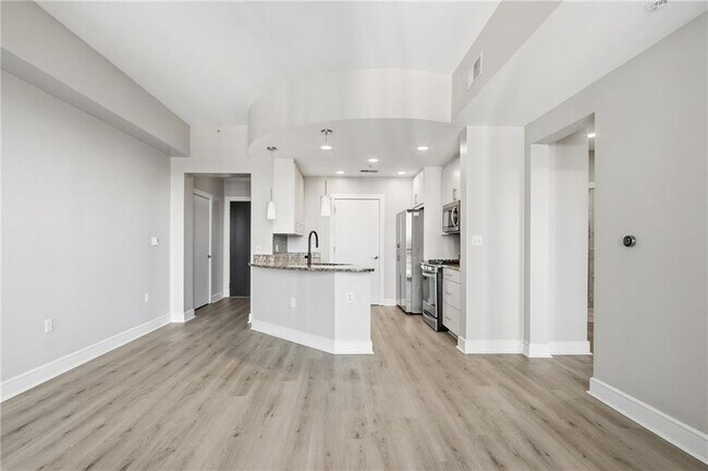 Building Photo - 222 12th St NE
