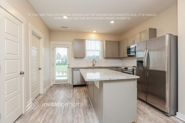Foto del edificio - 4231 Gandalf Ln