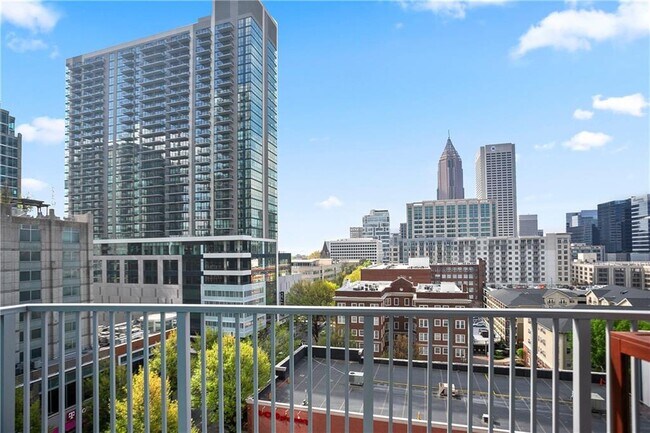 Foto del edificio - 860 Peachtree St NE