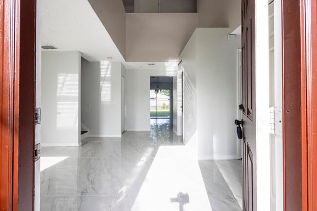 Foto del edificio - 1401 SW Heather St