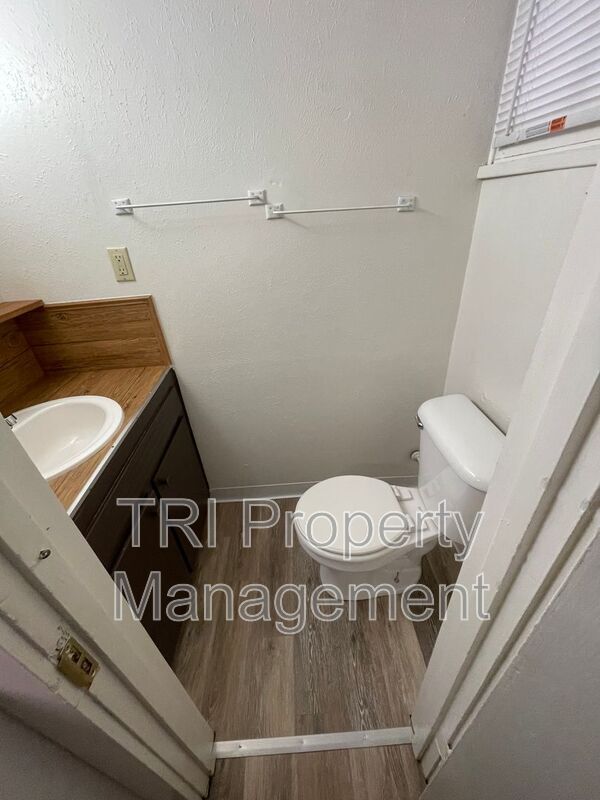 Building Photo - 1938 8th Ave