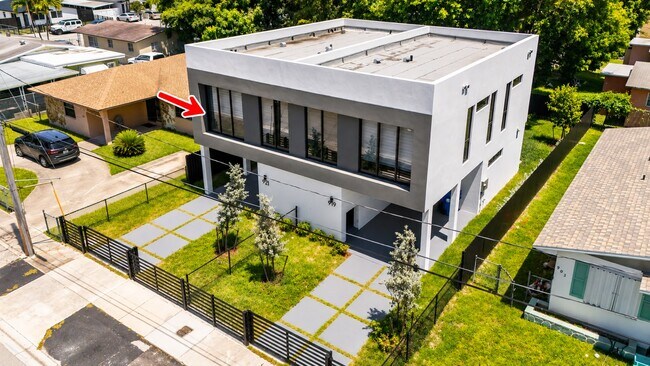 Building Photo - 921 NW 55th St