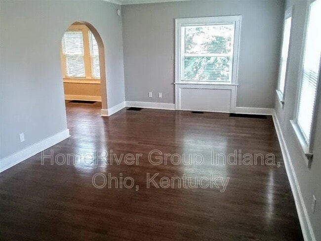 Foto del edificio - 1328 Wakefield Ave