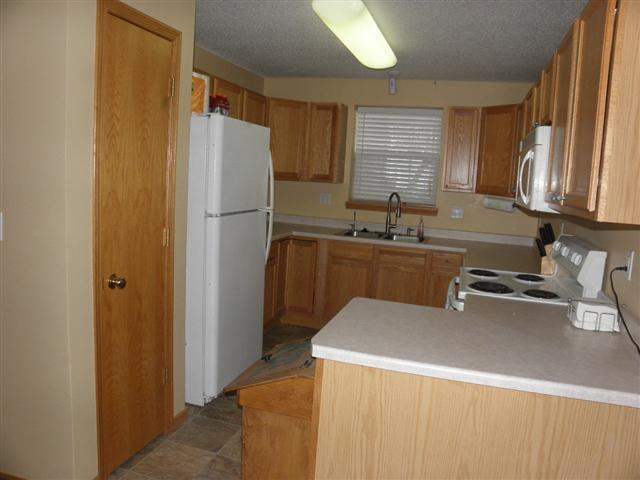 Building Photo - 20 Cherry Ct