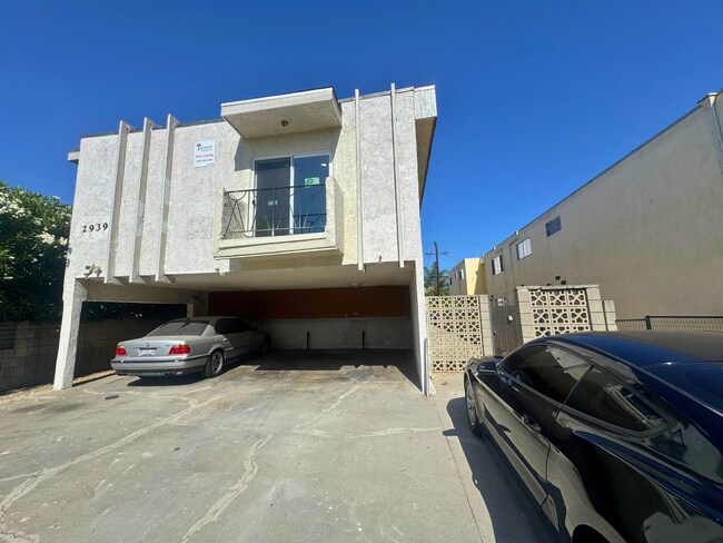 Foto del edificio - 2939 S Orange Dr
