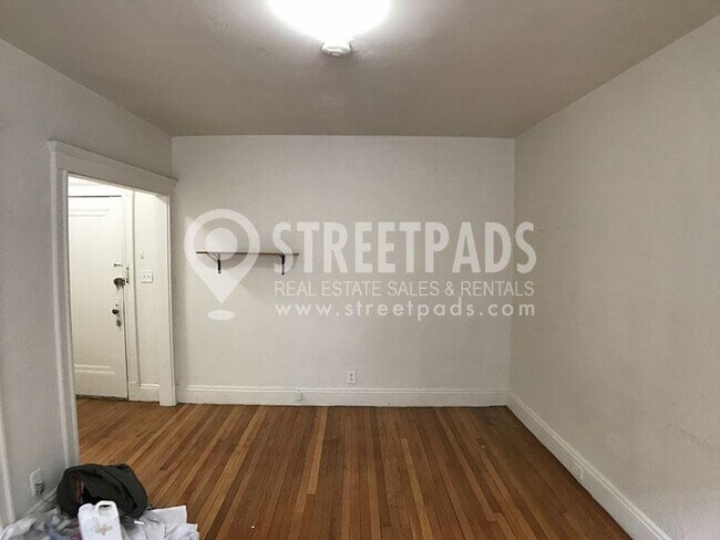 Foto del edificio - bedroom in Boston MA 02215