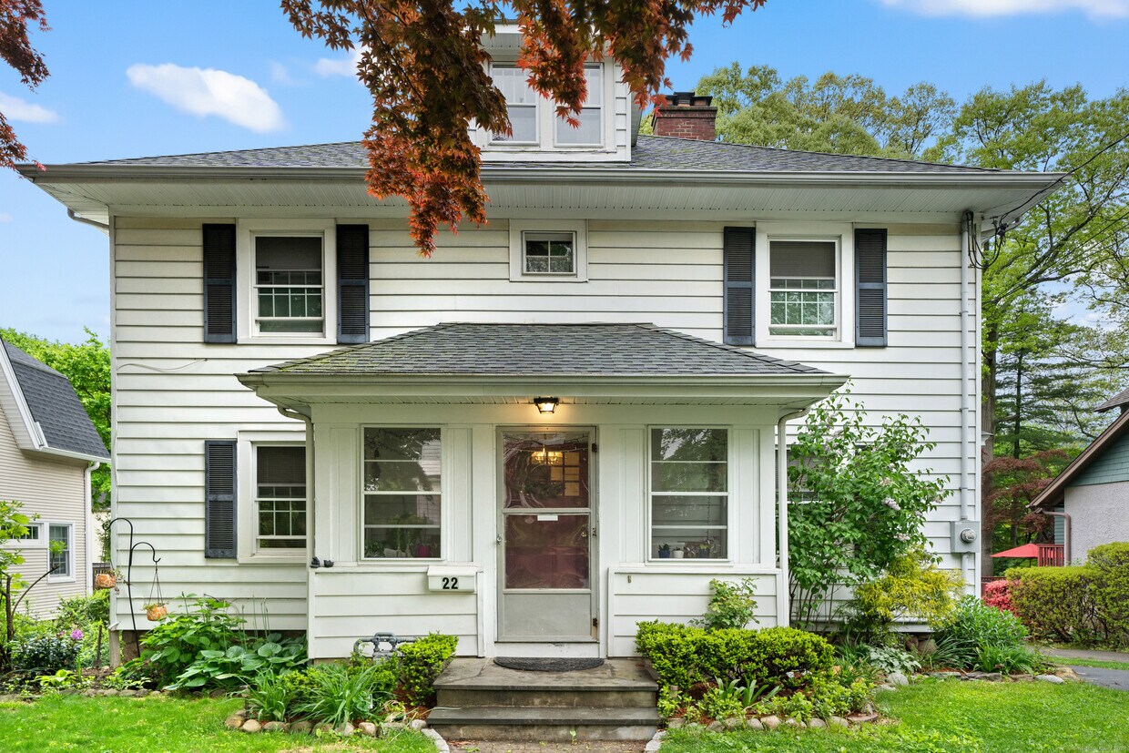 22 Glen Terrace, Stamford, CT 06906 House Rental in Stamford, CT