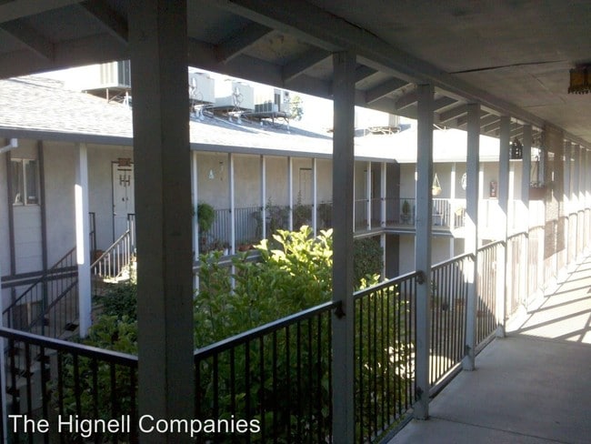 Building Photo - 1080 Trinity St