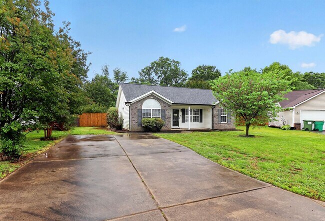 Foto del edificio - Beautiful ranch-style home near Wesley Chapel